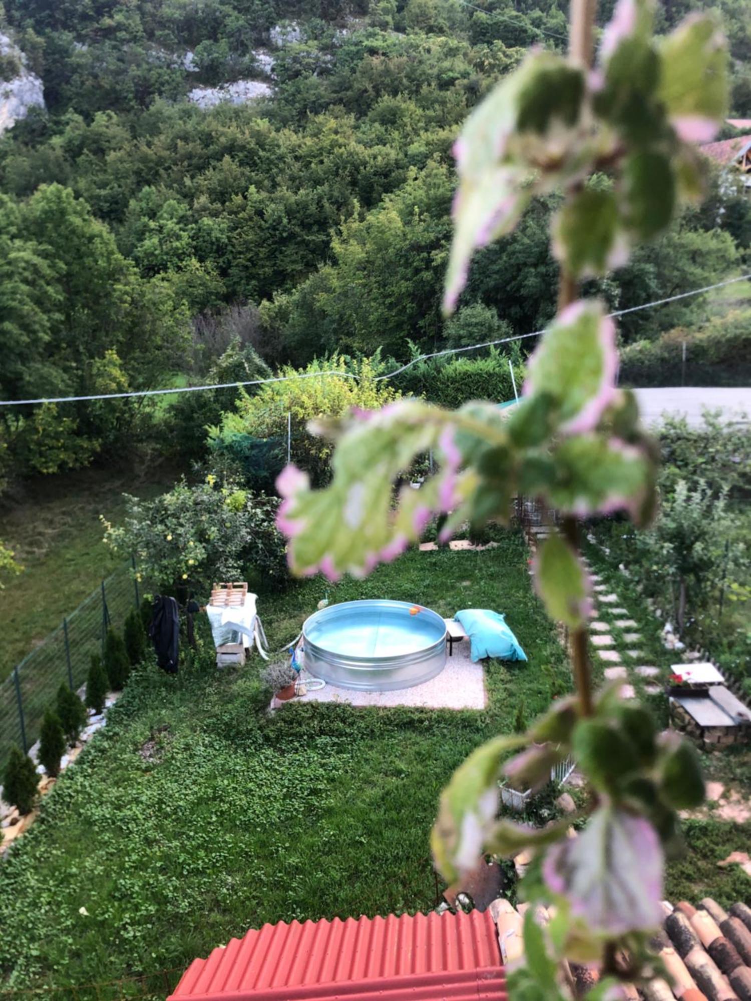 B&B Haus Senter Trambileno Buitenkant foto